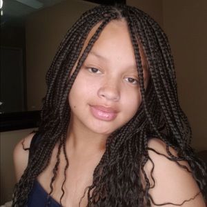 Meet your Posher, Sabihah